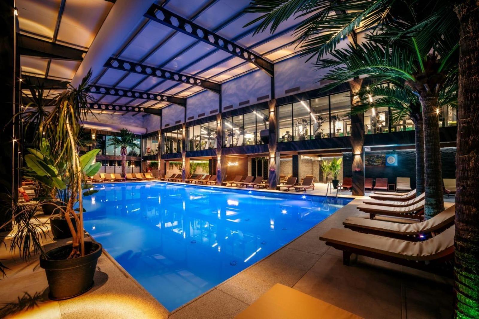 Hotel Nordic Twins & Wellness Rădăuţi Exterior foto